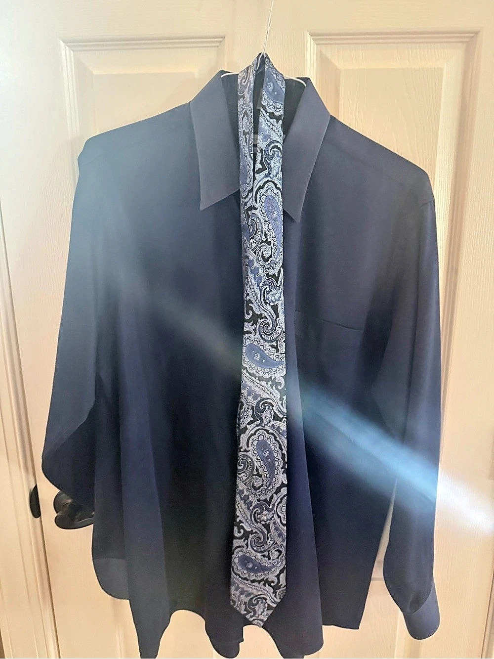 Geoffrey Beene Regular Fit Wrinkle Free Dress Shirt with Coordinating Tie